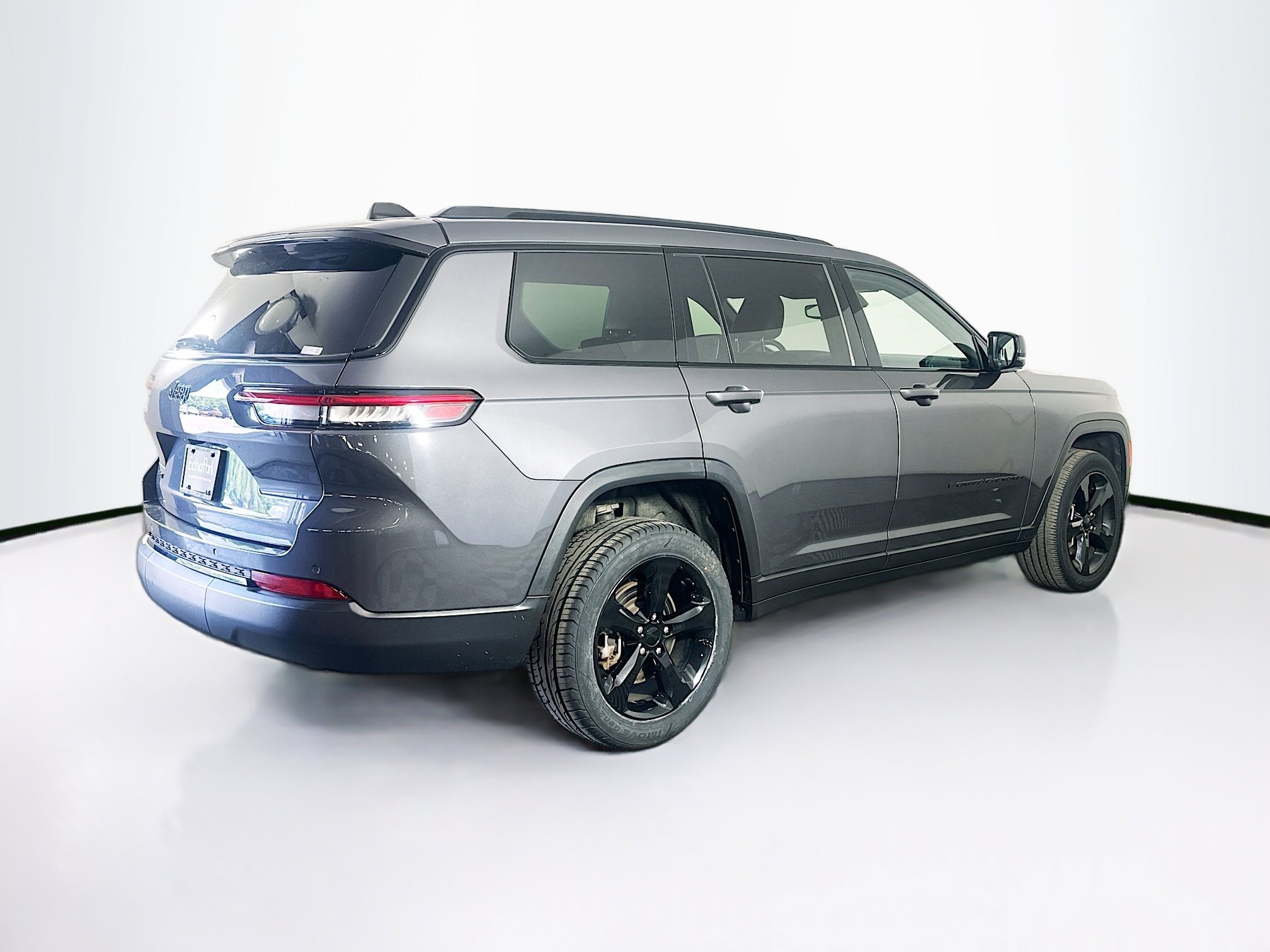 Used 2023 Jeep Grand Cherokee L Laredo AWD/4WD image 9