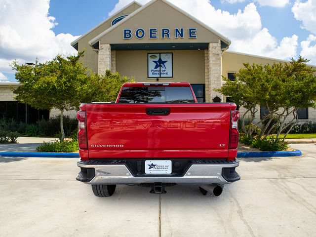 Used 2024 Chevrolet Silverado 2500 LT w/ Texas Edition AWD/4WD image 4