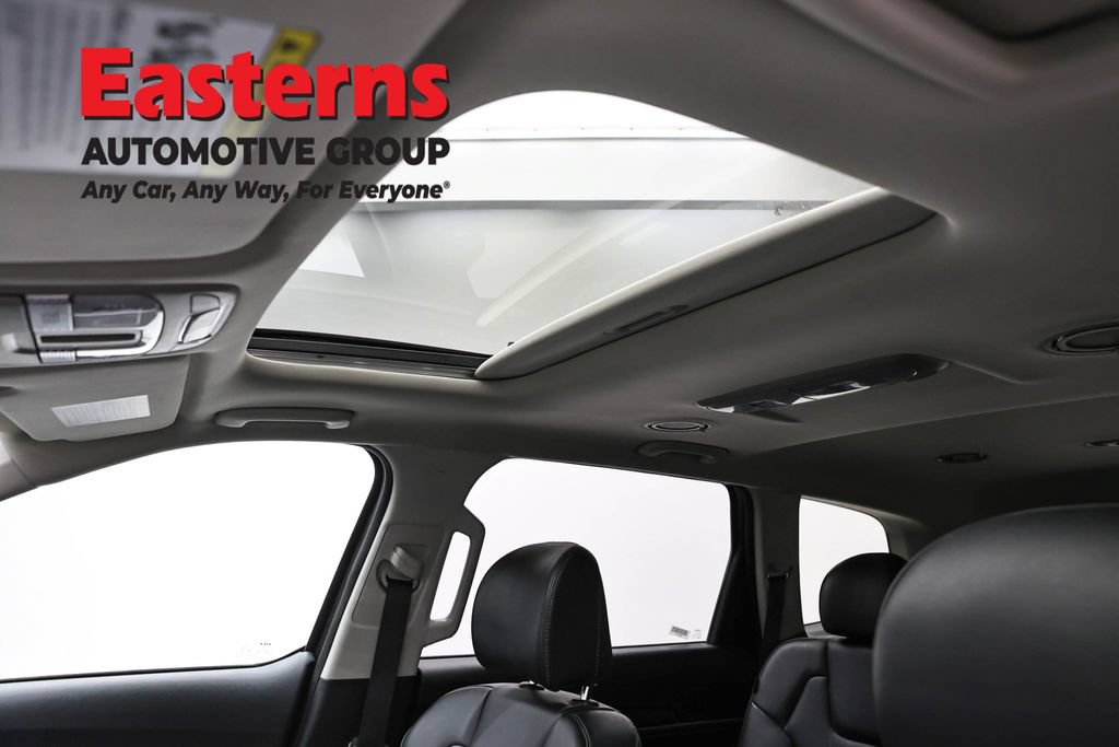 Used 2025 Kia Telluride S AWD/4WD image 34