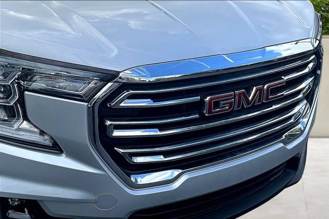 Used 2022 GMC Terrain SLT w/ LPO, Floor Liner Package AWD/4WD image 30