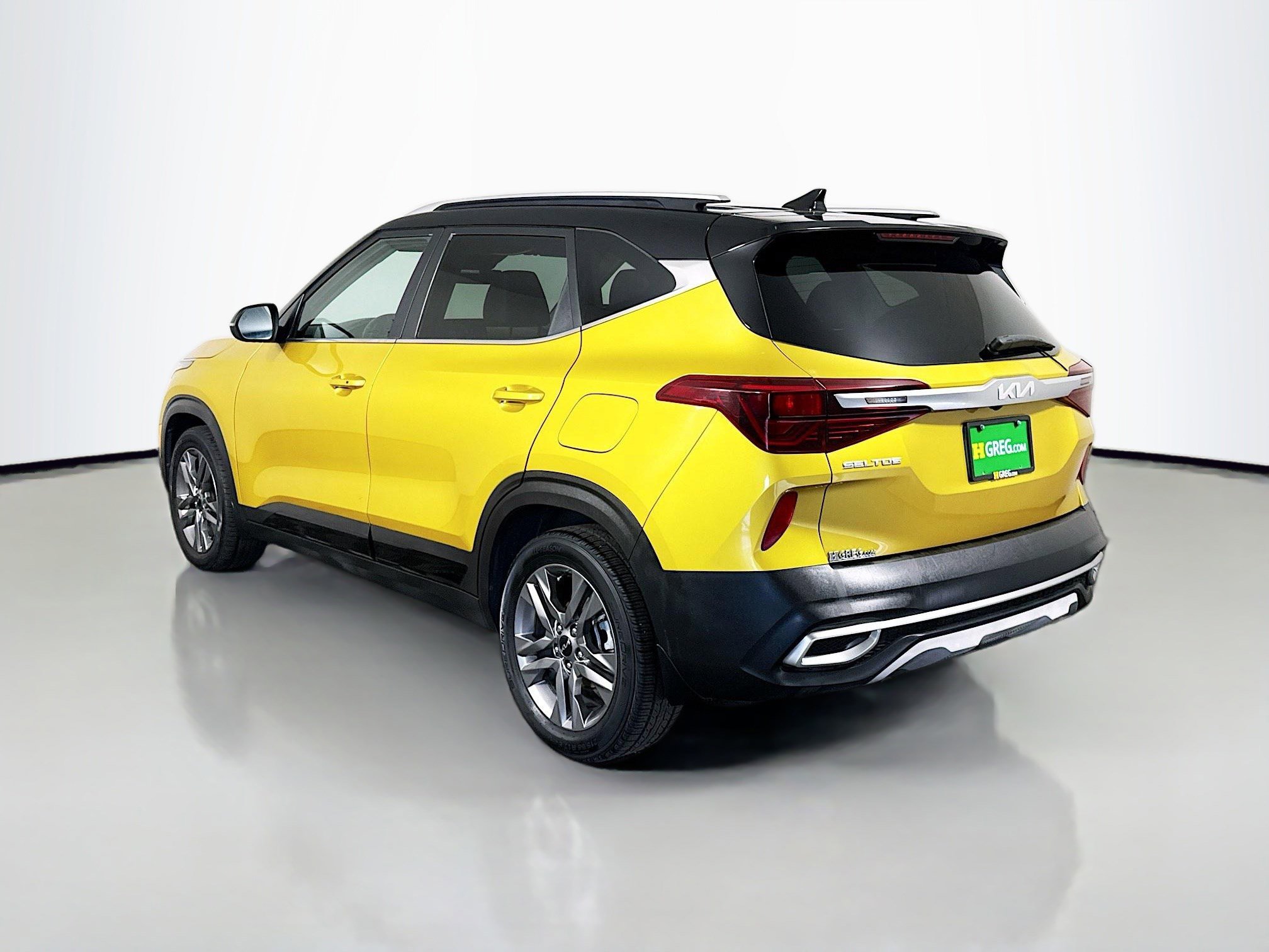Used 2023 Kia Seltos S FWD image 7