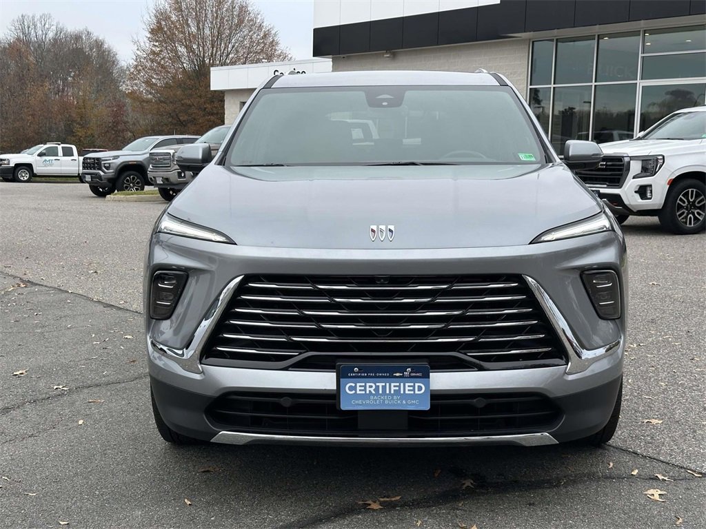 Certified 2025 Buick Enclave Preferred image 25