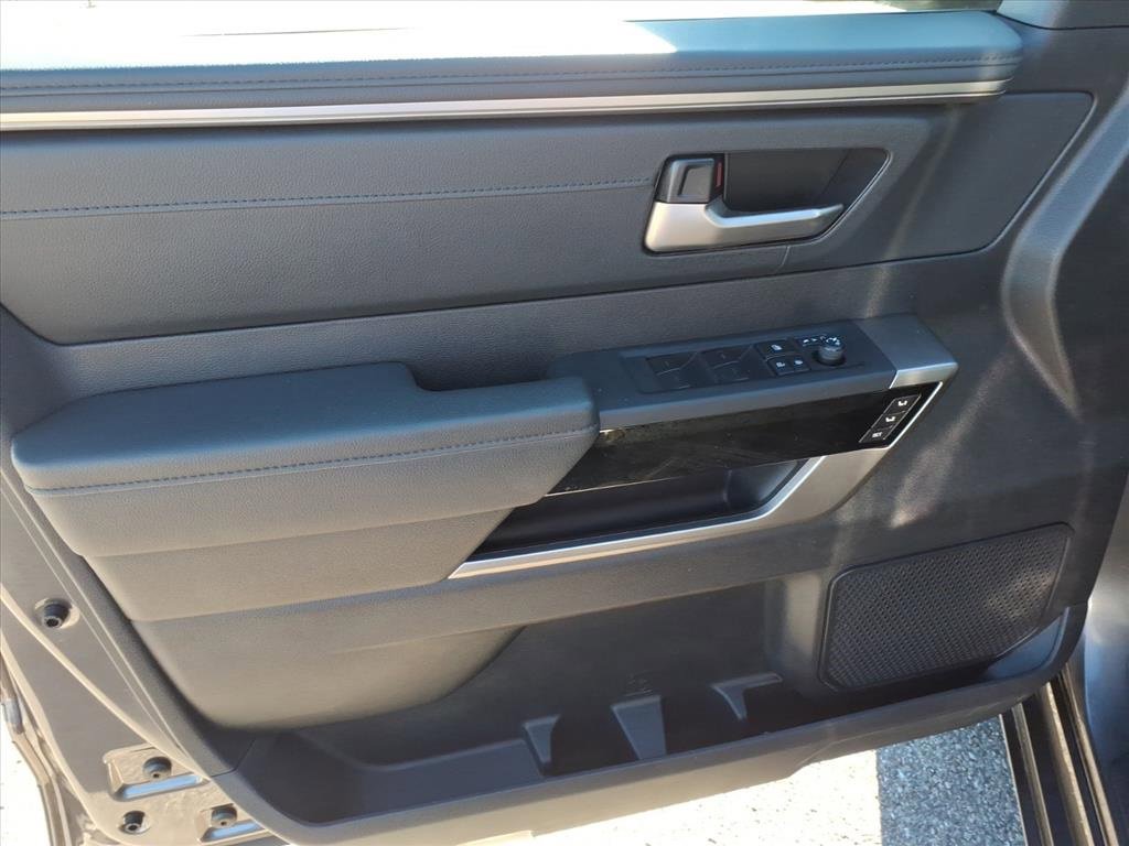 Used 2022 Toyota Tundra Limited image 11