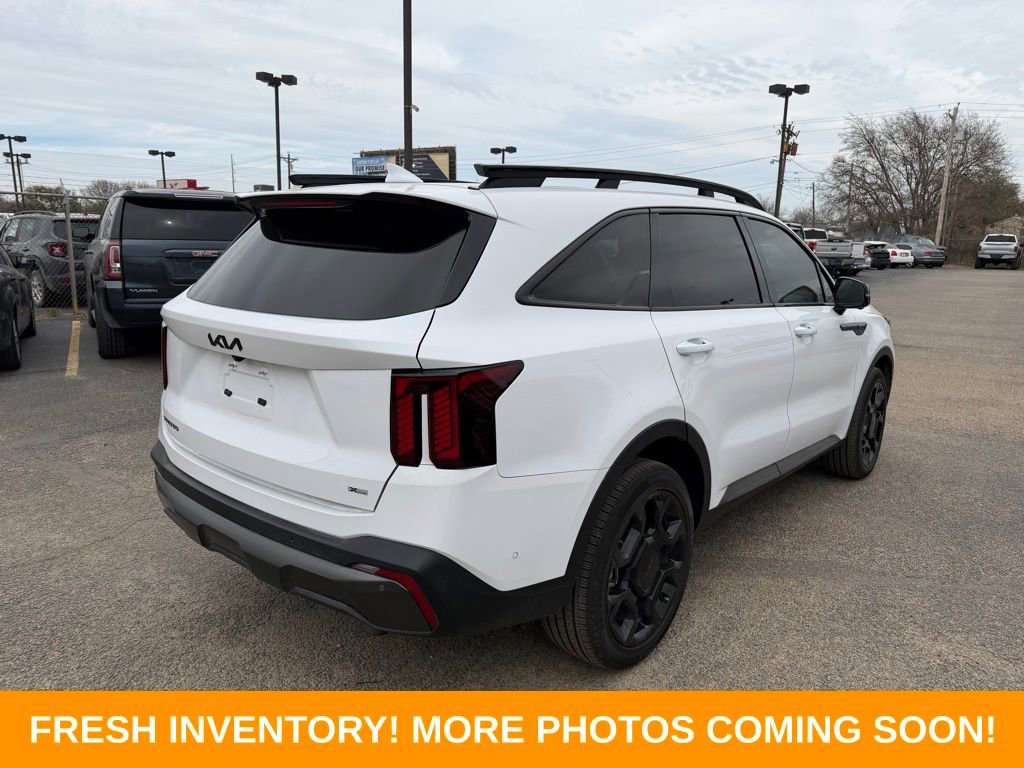 Used 2025 Kia Sorento SX image 7