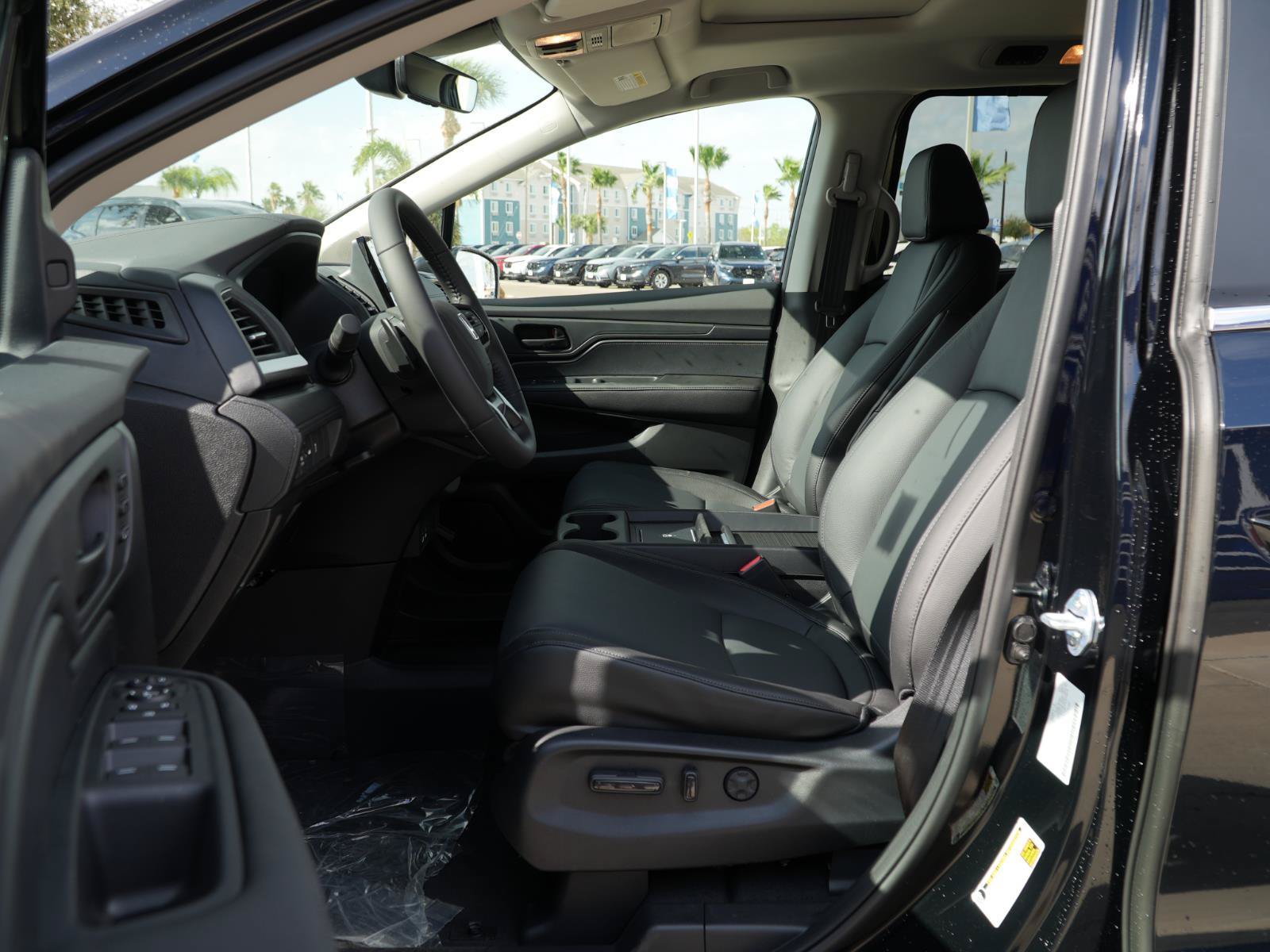 Used 2026 Honda Odyssey EX-L image 16