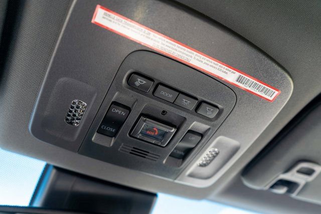 Used 2022 Toyota Avalon XLE w/ Moonroof Package FWD image 38