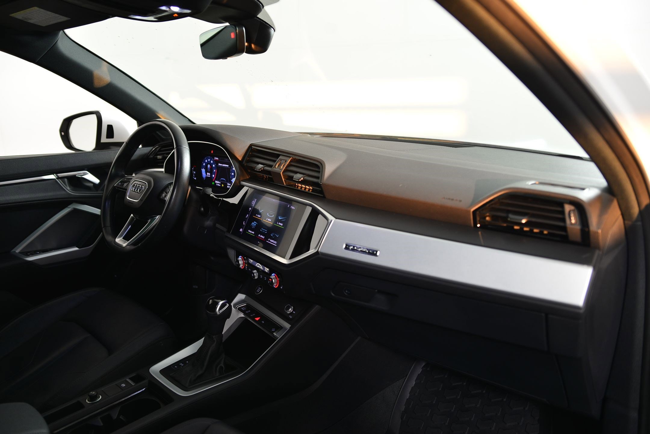 Certified 2021 Audi Q3 2.0T Premium w/ Convenience Package image 20