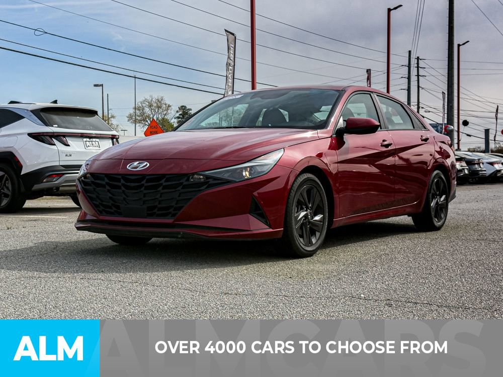 Used 2021 Hyundai Elantra SEL w/ Convenience Package FWD image 2