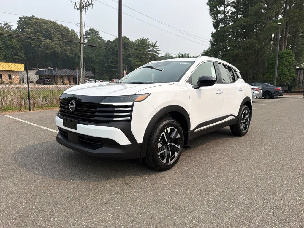 New 2026 Nissan Kicks SV AWD/4WD image 2