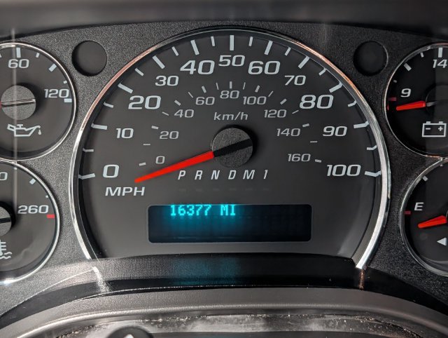 Certified 2025 GMC Savana 2500 w/ Driver Convenience Package RWD image 15