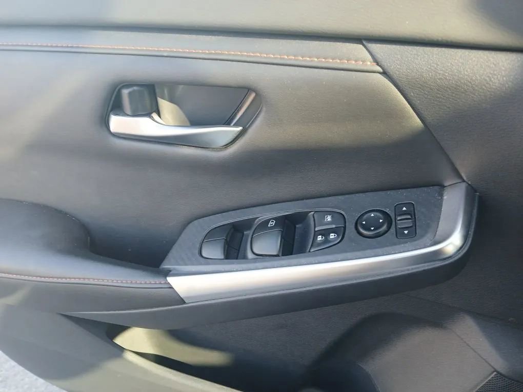 Used 2022 Nissan Sentra SR image 18