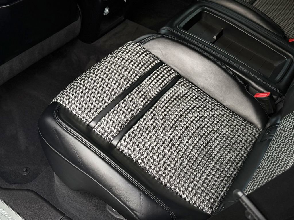 Used 2023 Porsche Cayenne Turbo S AWD/4WD image 48