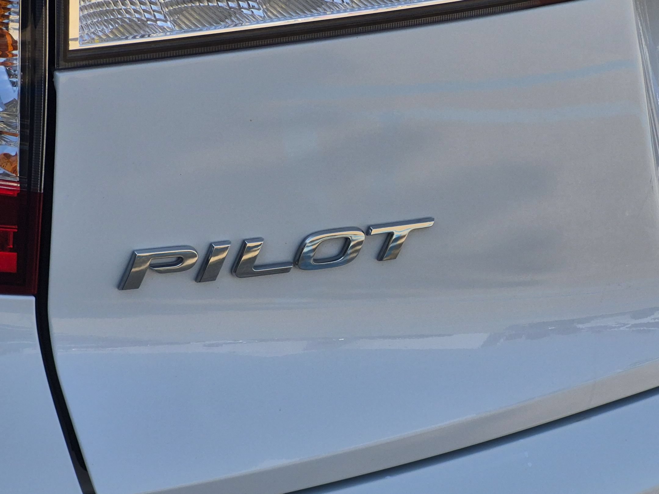Certified 2022 Honda Pilot Elite image 33