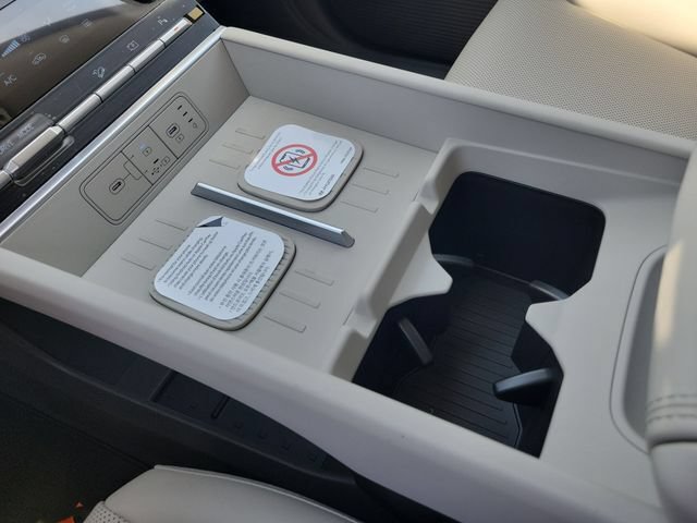 New 2026 Hyundai Santa Fe SEL FWD image 18