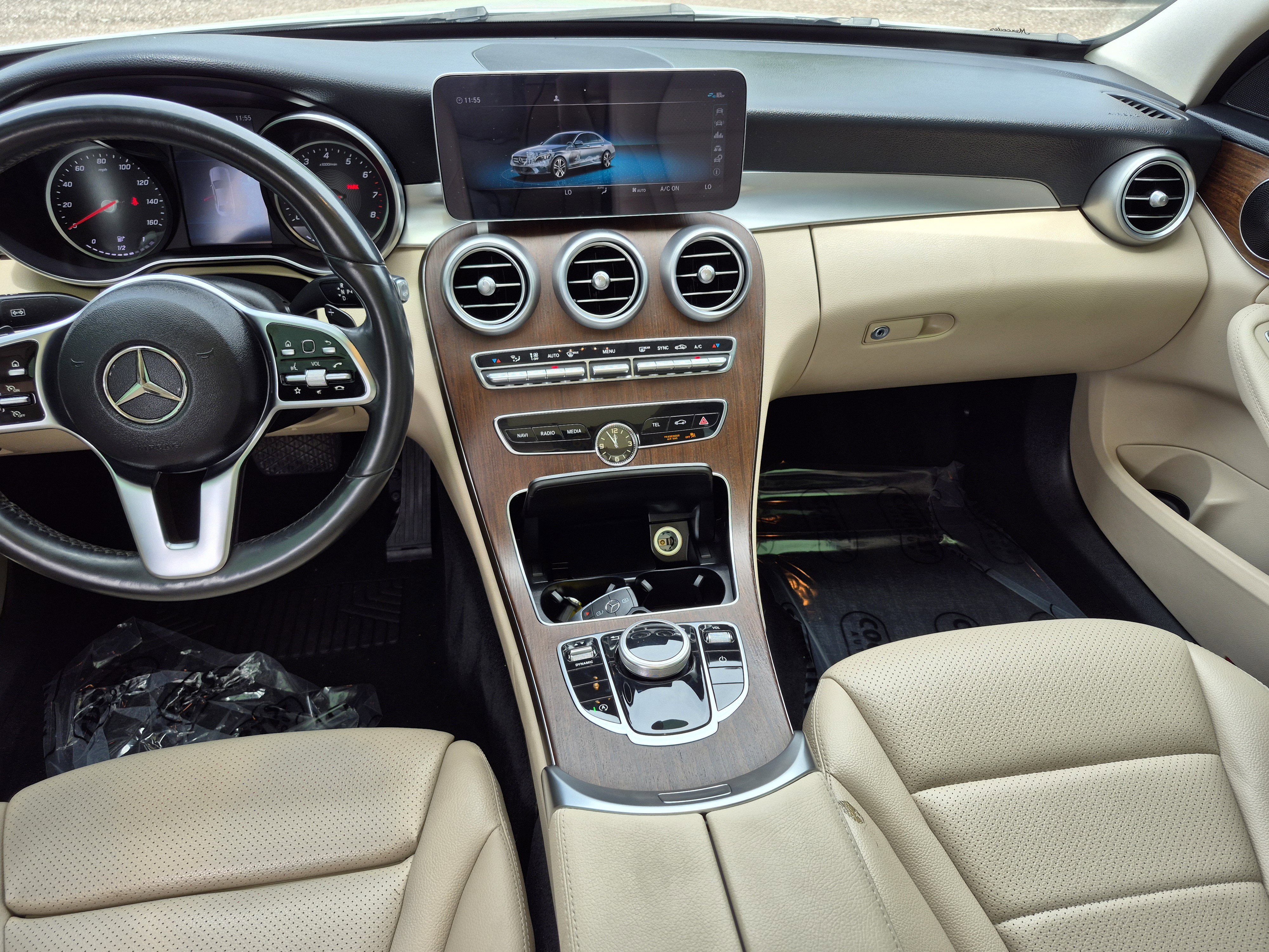 Used 2020 Mercedes-Benz C 300 4MATIC Sedan image 17