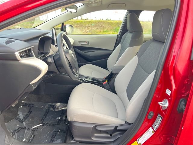 Used 2021 Toyota Corolla LE w/ Carpet Mat Package (TMS) image 16