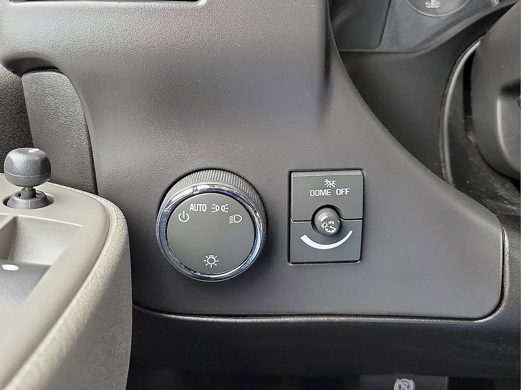 Used 2024 GMC Savana 2500 w/ Driver Convenience Package RWD image 15