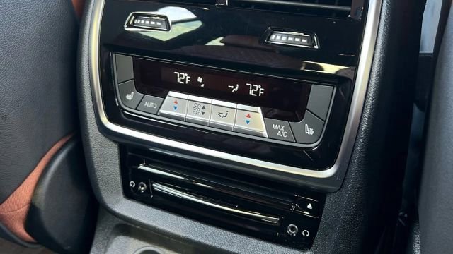 Used 2020 BMW X7 M50i image 74