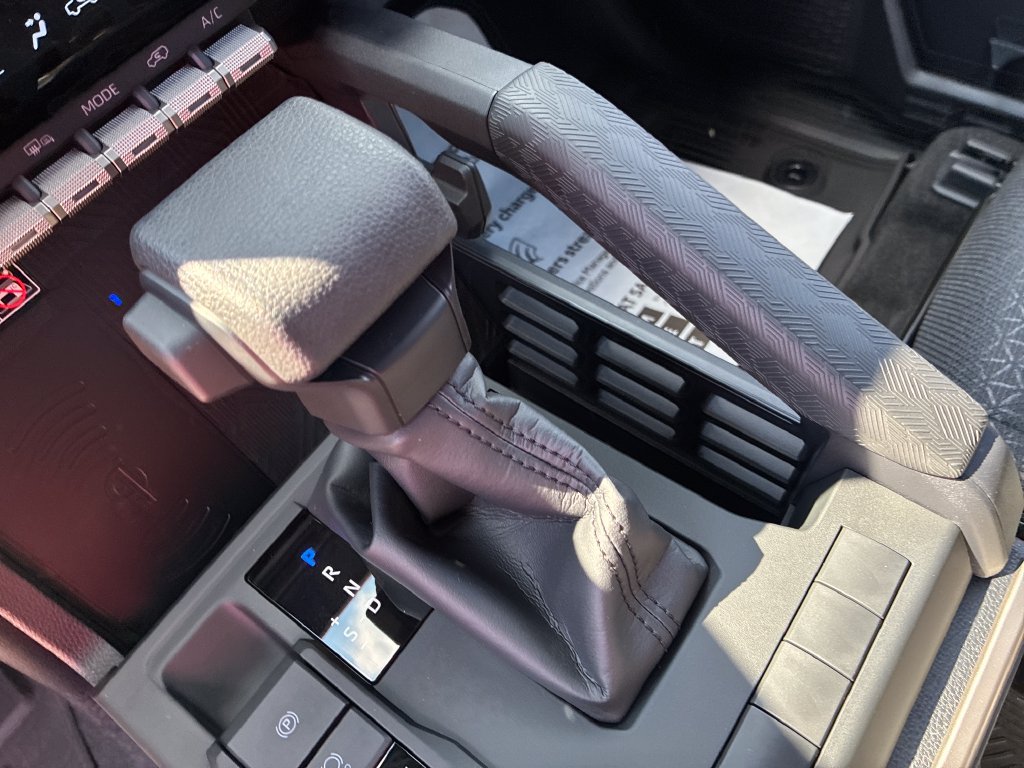 New 2026 Toyota 4Runner SR5 AWD/4WD image 26