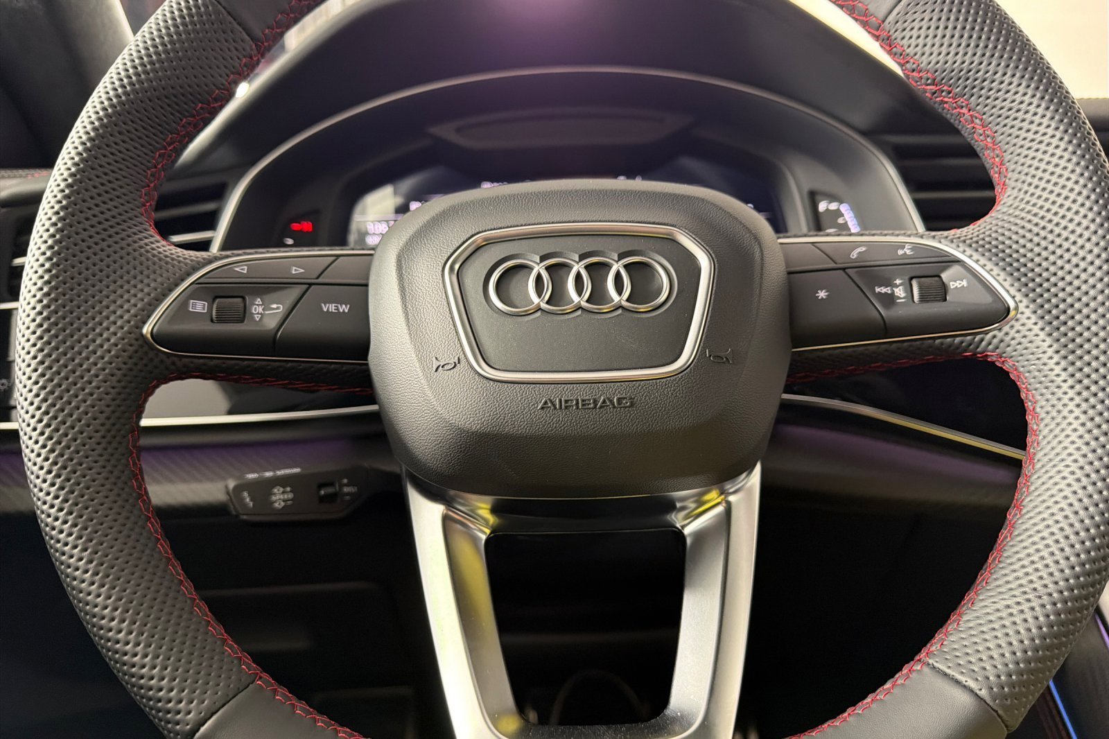 New 2026 Audi SQ8 Prestige image 22