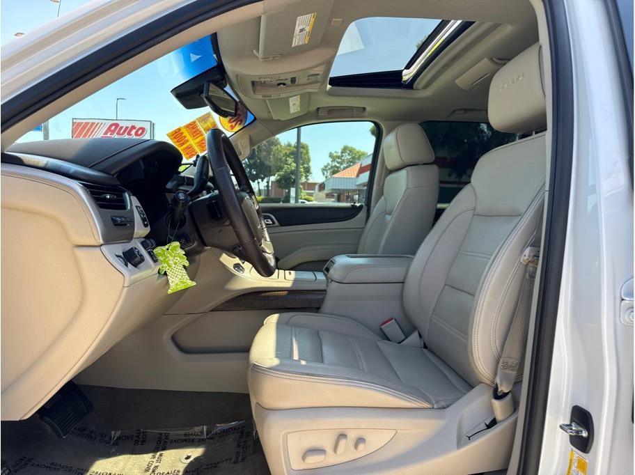 Used 2019 GMC Yukon Denali w/ Denali Ultimate Package RWD image 15