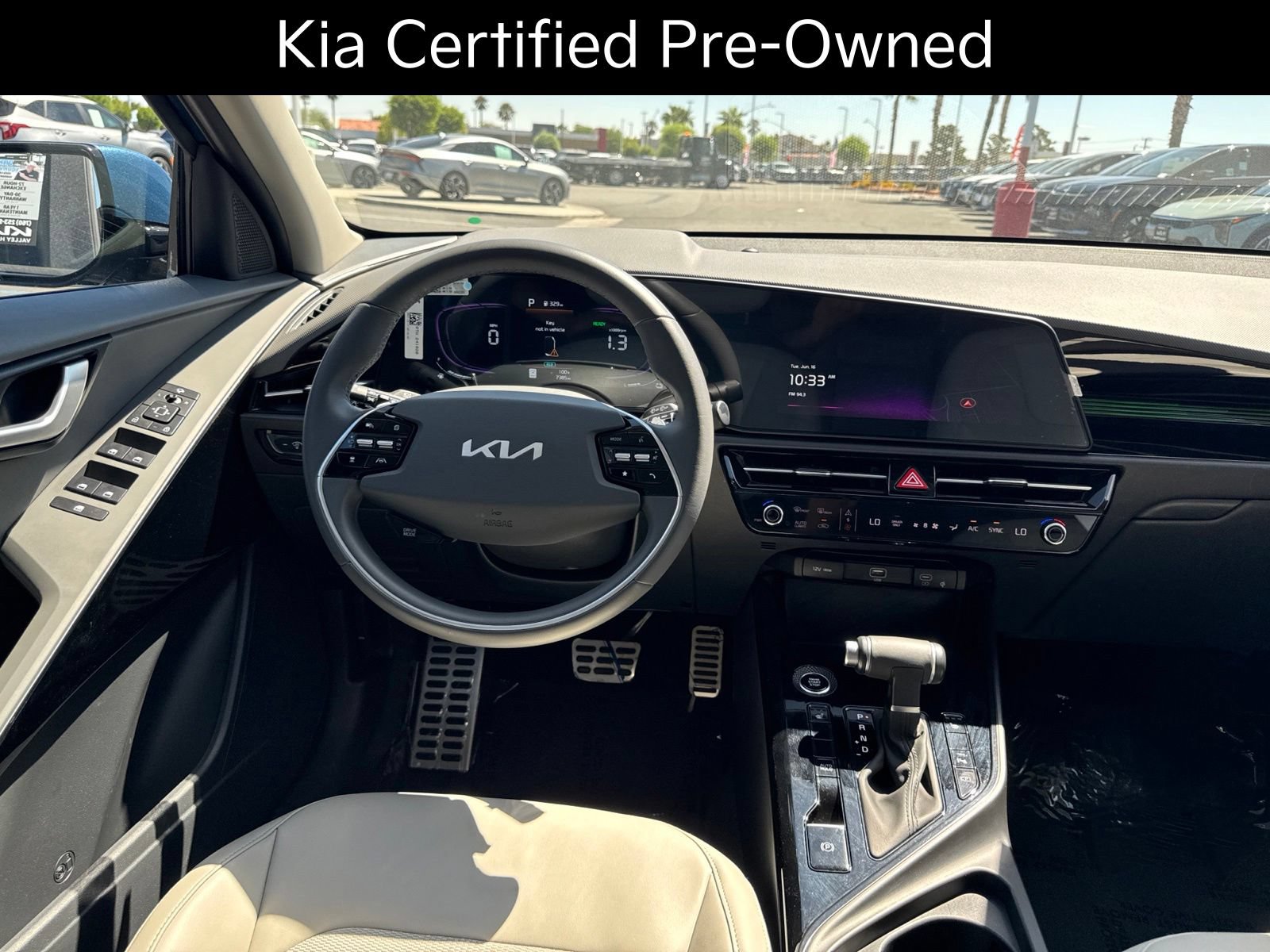 Certified 2025 Kia Niro EX Touring FWD image 21