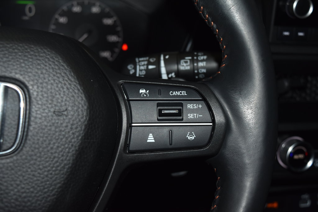 Used 2023 Honda CR-V Sport image 9