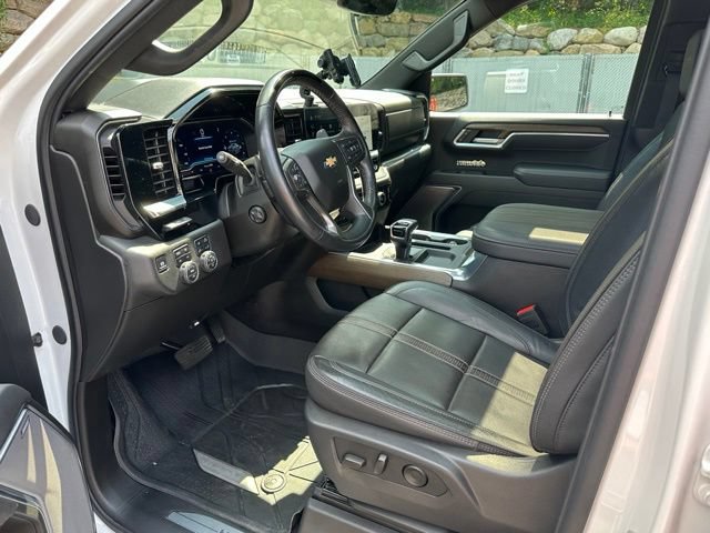 Certified 2025 Chevrolet Silverado 1500 High Country w/ High Country Premium Package AWD/4WD image 10