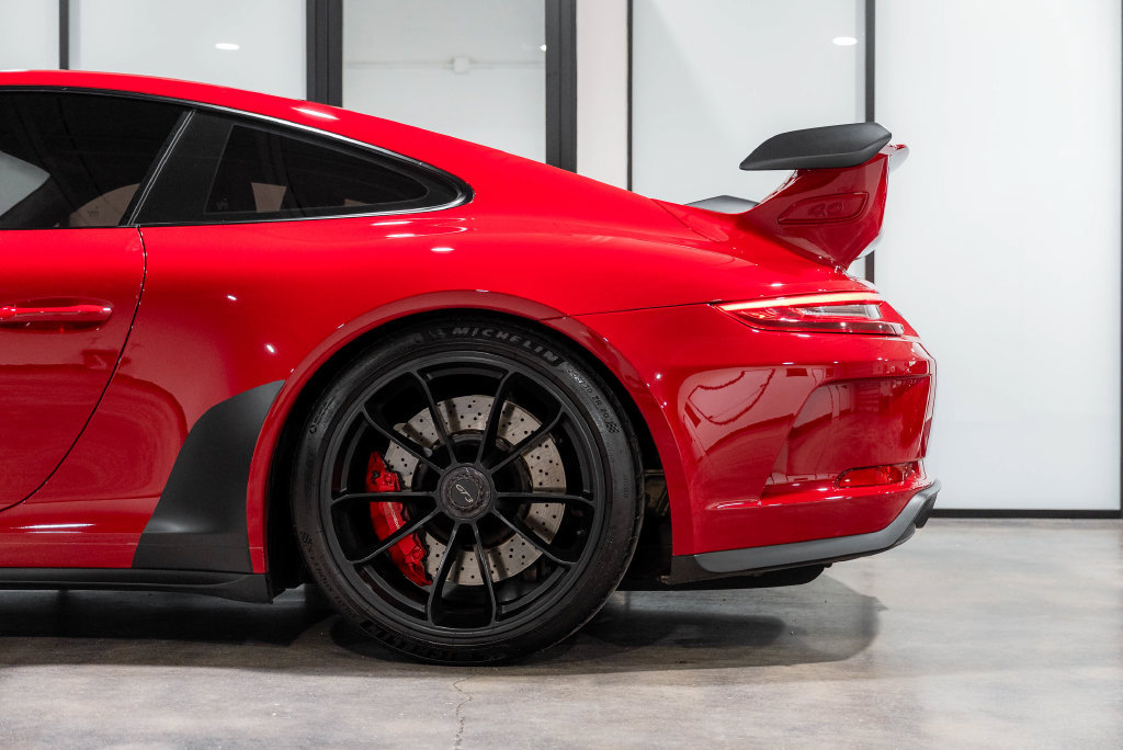 Used 2018 Porsche 911 GT3 RWD image 30