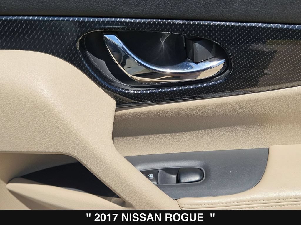 Used 2017 Nissan Rogue SL w/ SL Premium Package FWD image 32