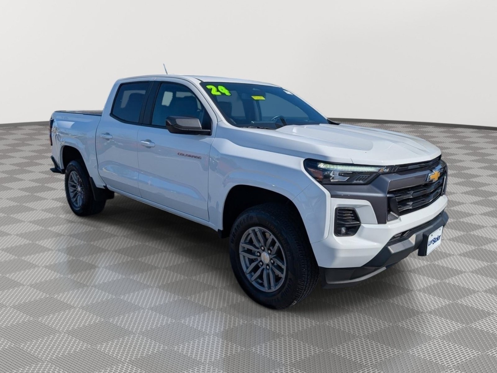 Used 2024 Chevrolet Colorado LT w/ LT Convenience Package III AWD/4WD image 7