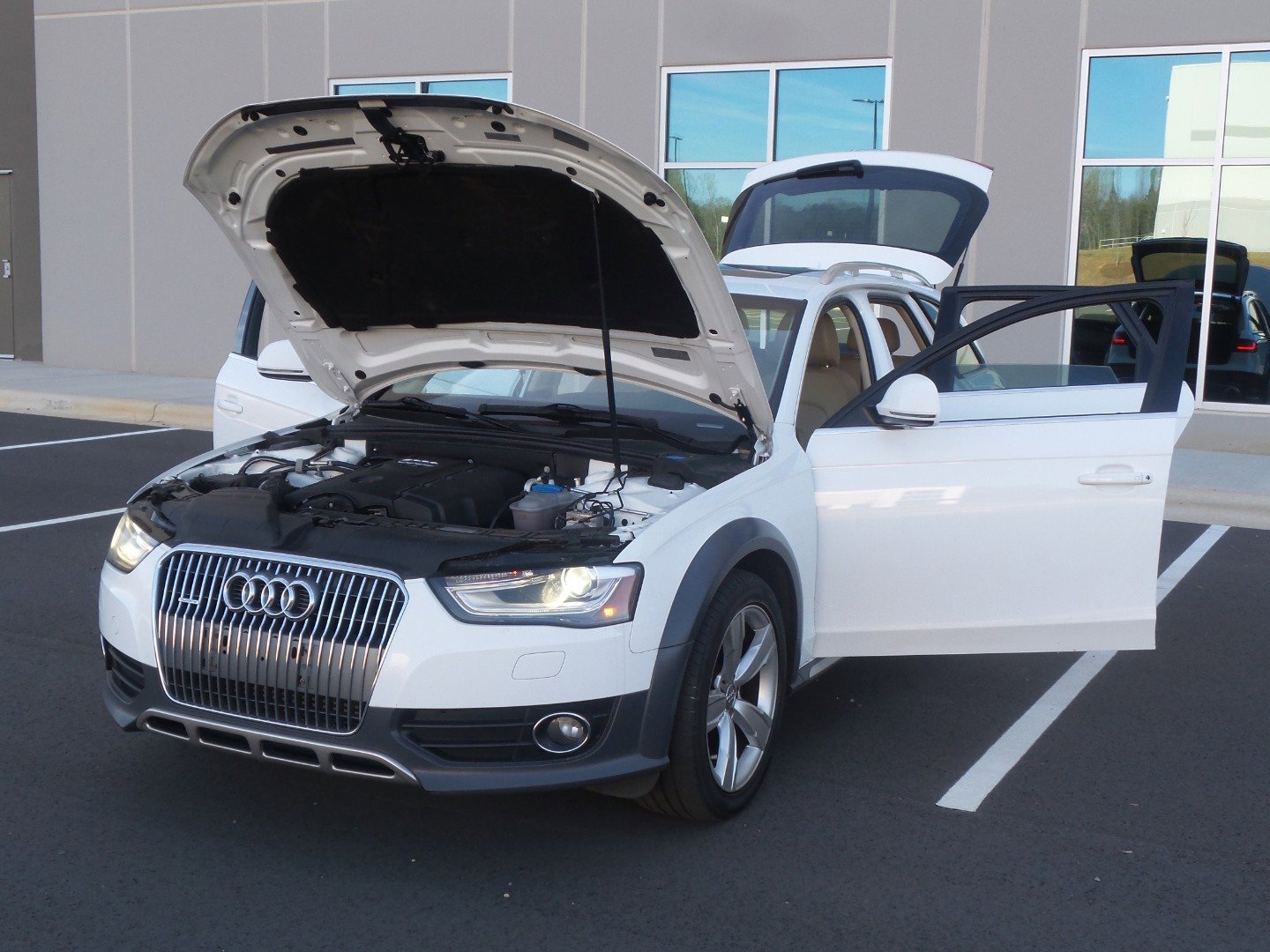 Used 2013 Audi A4 Premium Plus w/ Premium Plus Pkg image 61