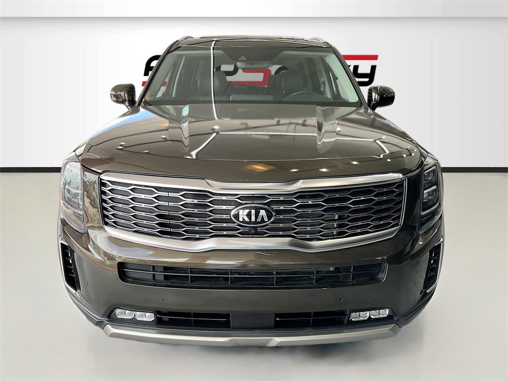 Used 2022 Kia Telluride SX w/ Towing Package image 2
