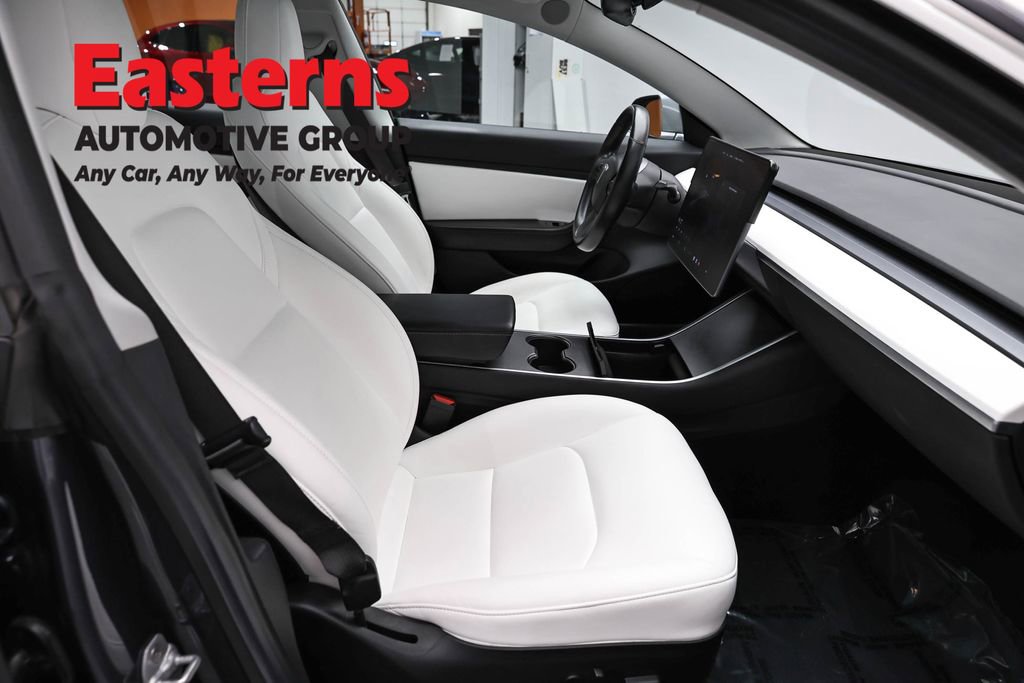 Used 2018 Tesla Model 3 Long Range image 18