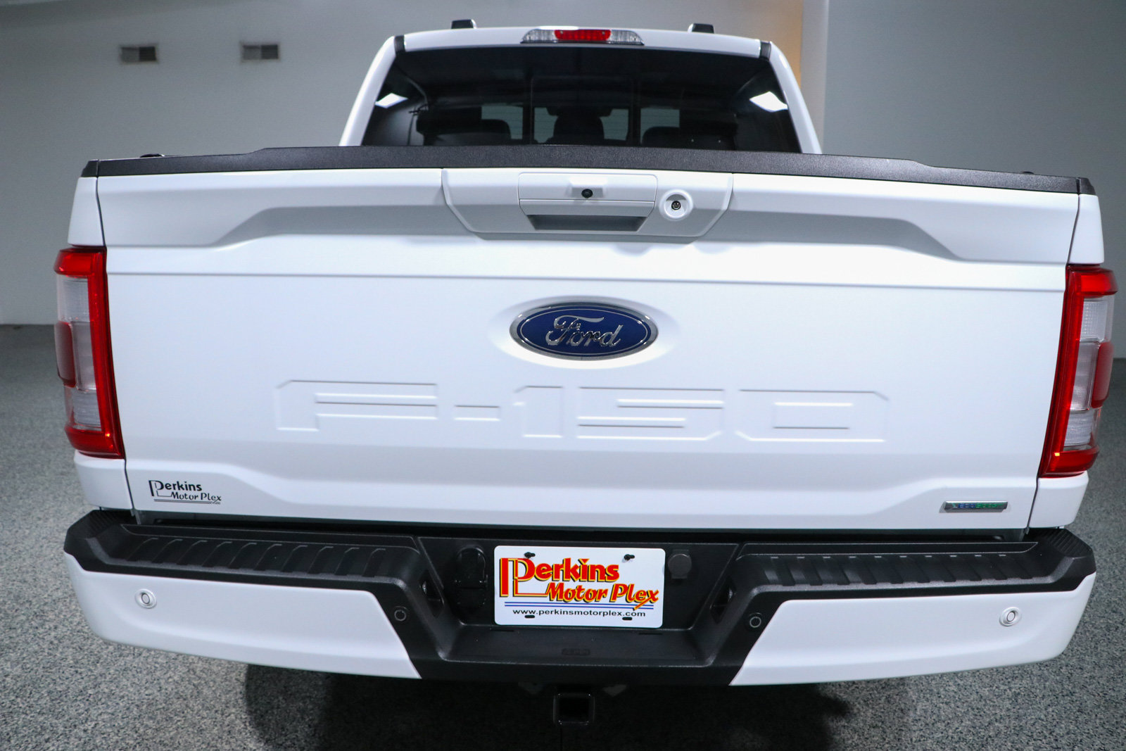 Used 2023 Ford F150 Lariat w/ Equipment Group 502A High AWD/4WD image 9