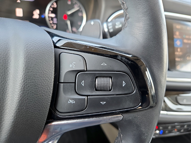 Used 2024 Buick Enclave Avenir w/ Avenir Technology Package AWD/4WD image 22