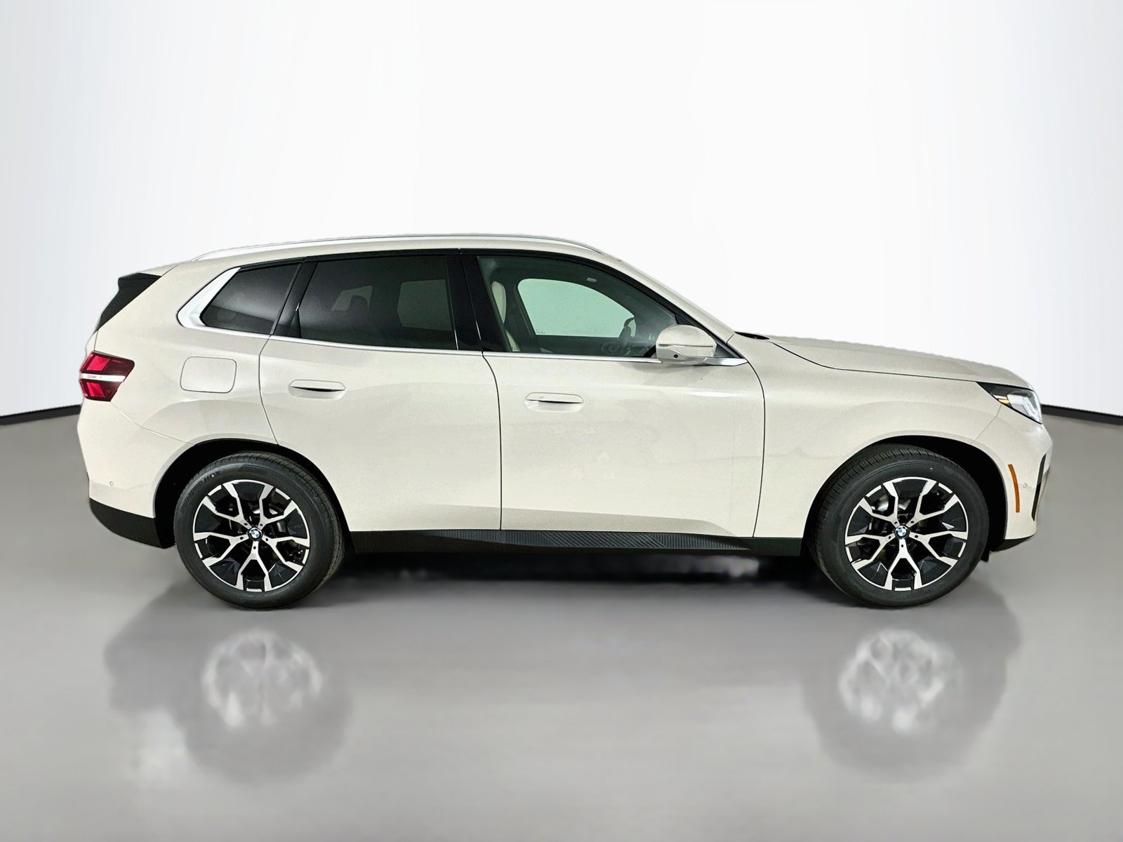 New 2026 BMW X3 xDrive30i AWD/4WD image 4