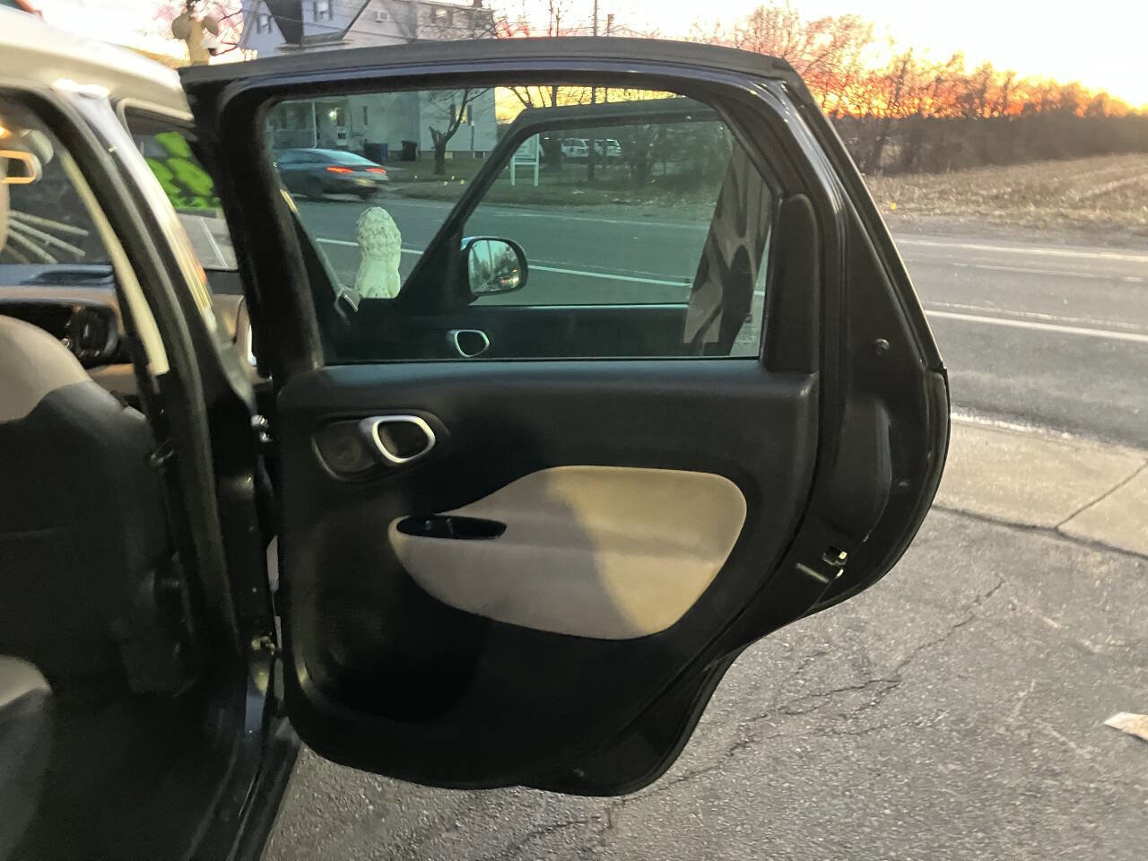 Used 2014 FIAT 500L Lounge image 27