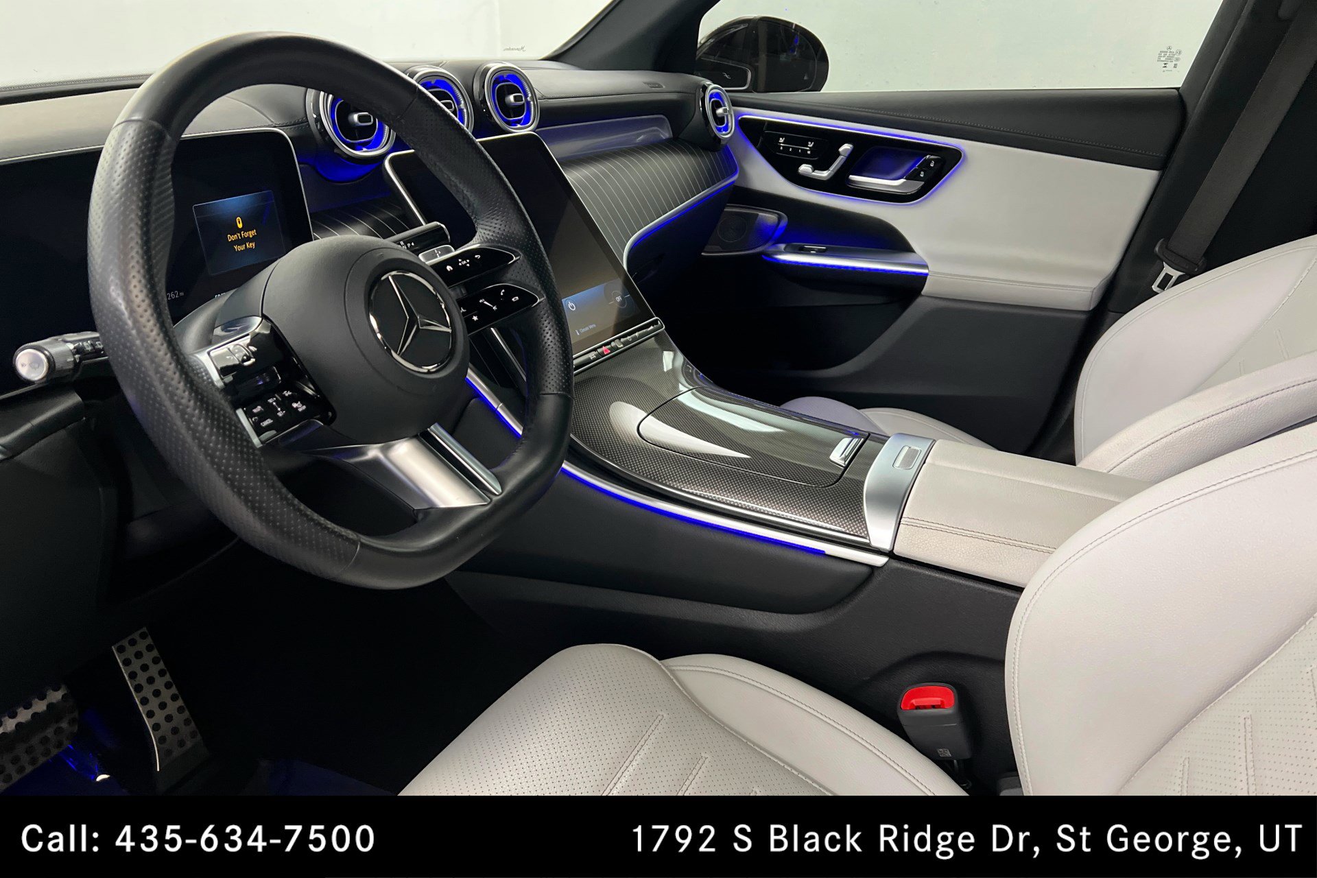 Used 2023 Mercedes-Benz GLC 300 w/ AMG Line image 15