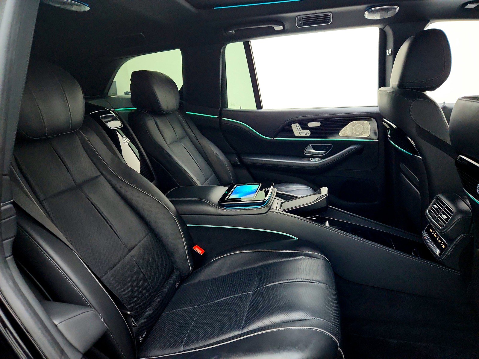 Certified 2021 Mercedes-Benz Maybach GLS 600 4MATIC image 28