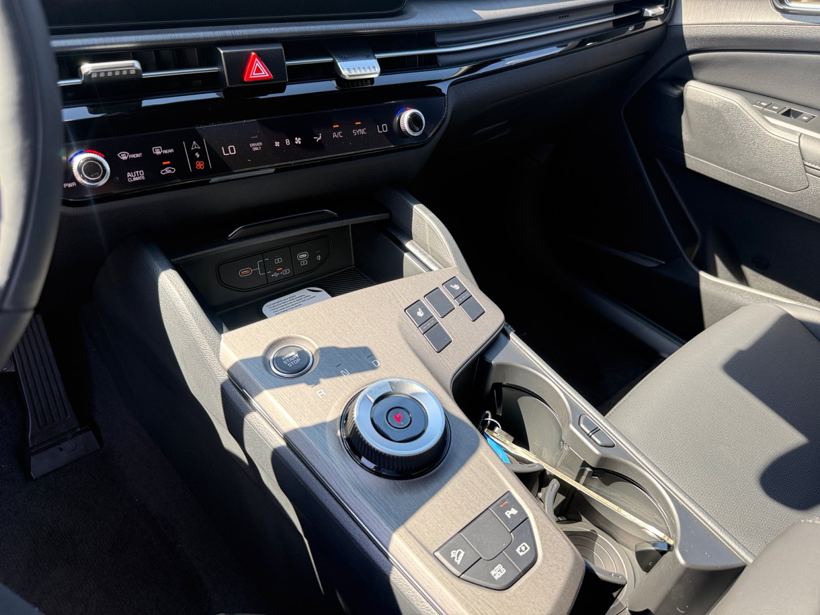 New 2027 Kia Sportage X-Line AWD/4WD image 13