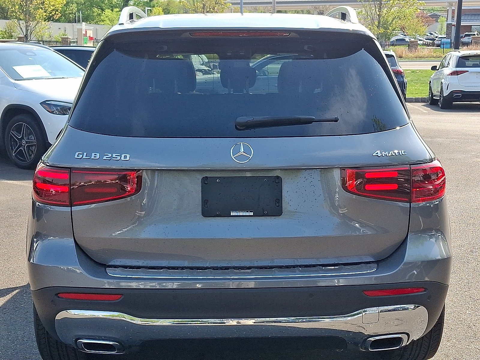 New 2026 Mercedes-Benz GLB 250 4MATIC image 5