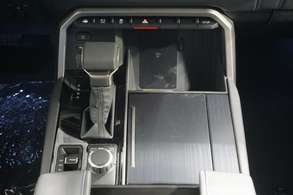 New 2026 Toyota Tundra Platinum AWD/4WD image 34