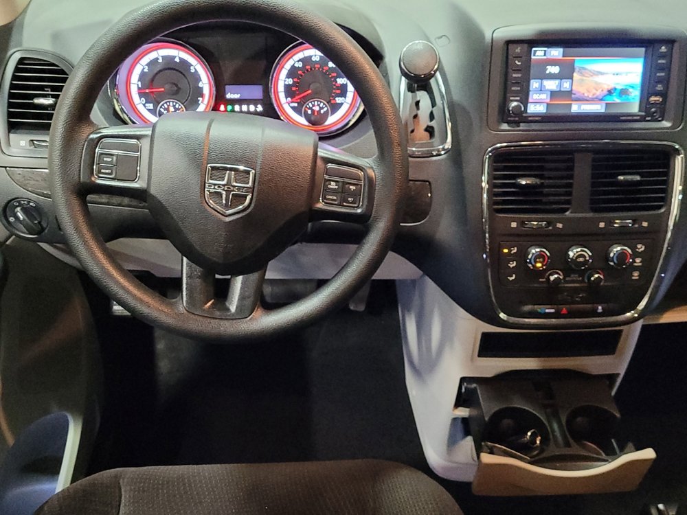 Used 2019 Dodge Grand Caravan SE image 22