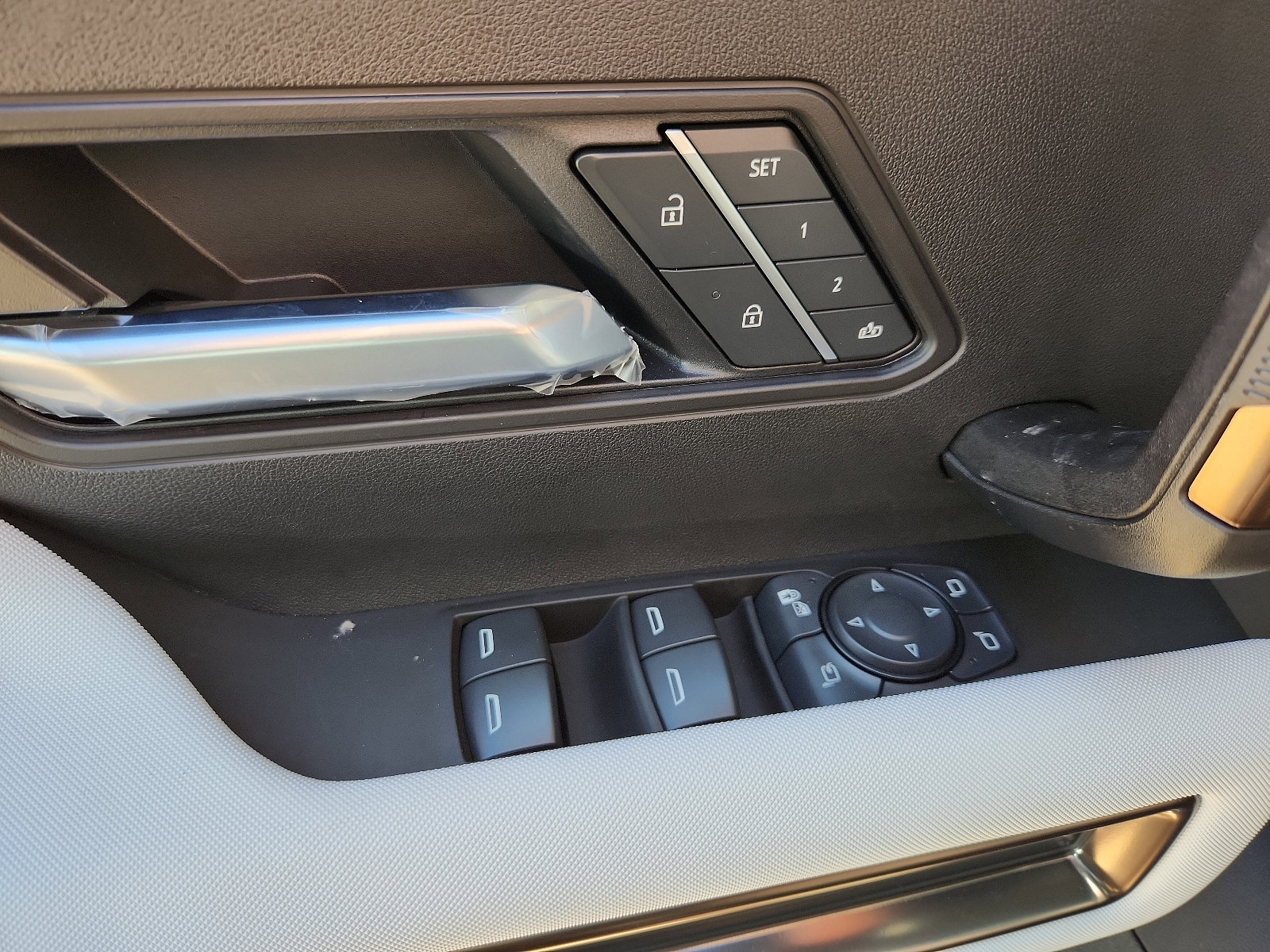 New 2025 GMC Hummer EV 2X image 8