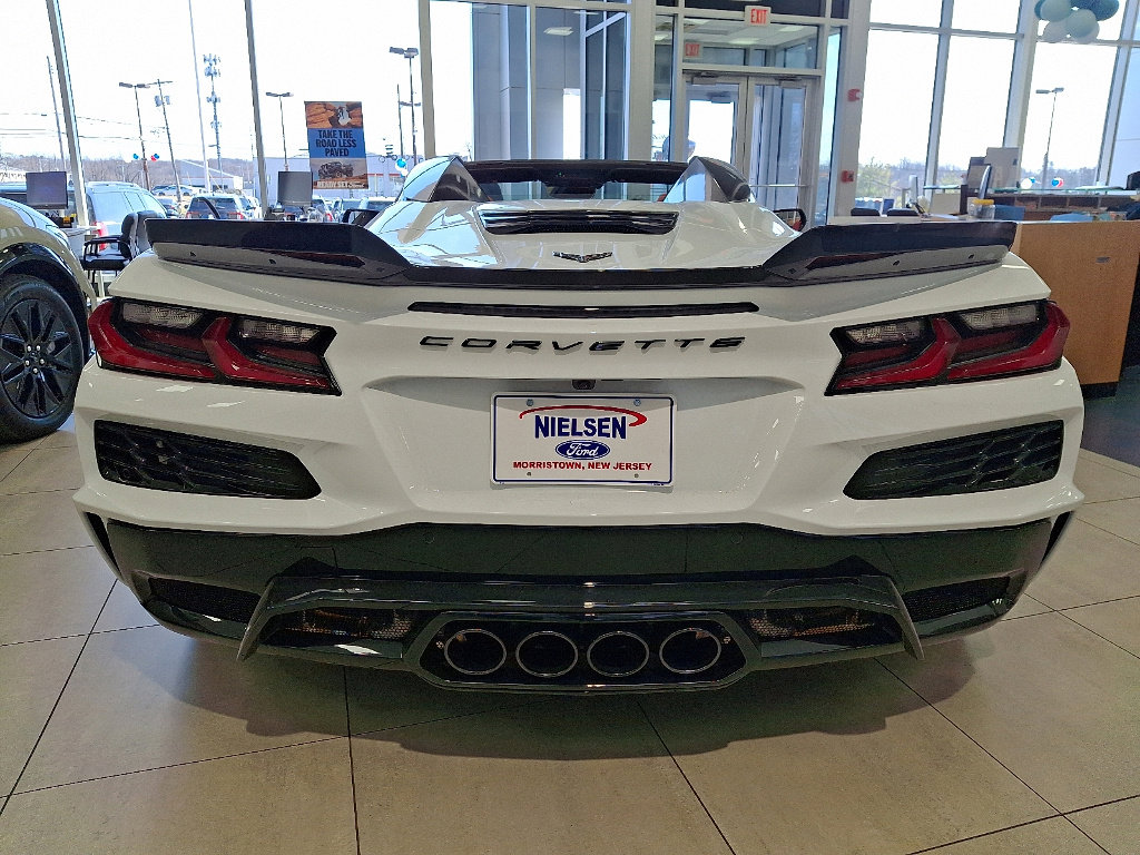 Used 2025 Chevrolet Corvette Z06 image 5
