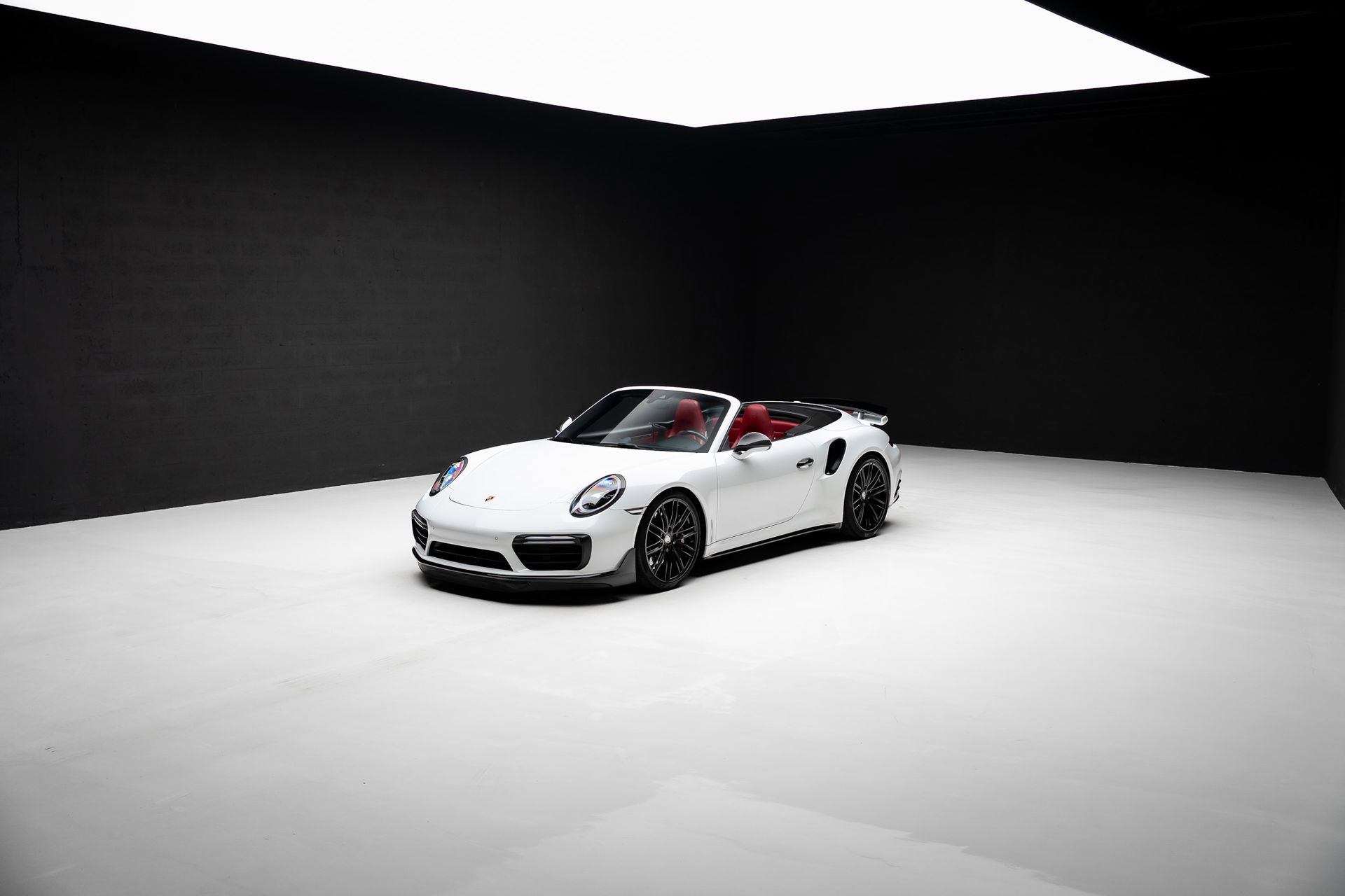 Used 2019 Porsche 911 Turbo image 85