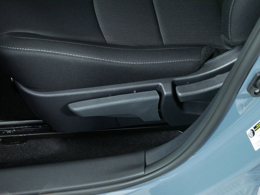 Used 2025 Nissan Sentra SV w/ All-Weather Package image 21