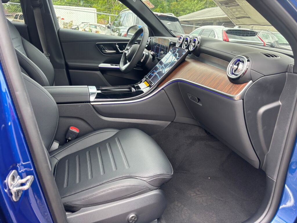 New 2026 Mercedes-Benz GLC 300 4MATIC image 13
