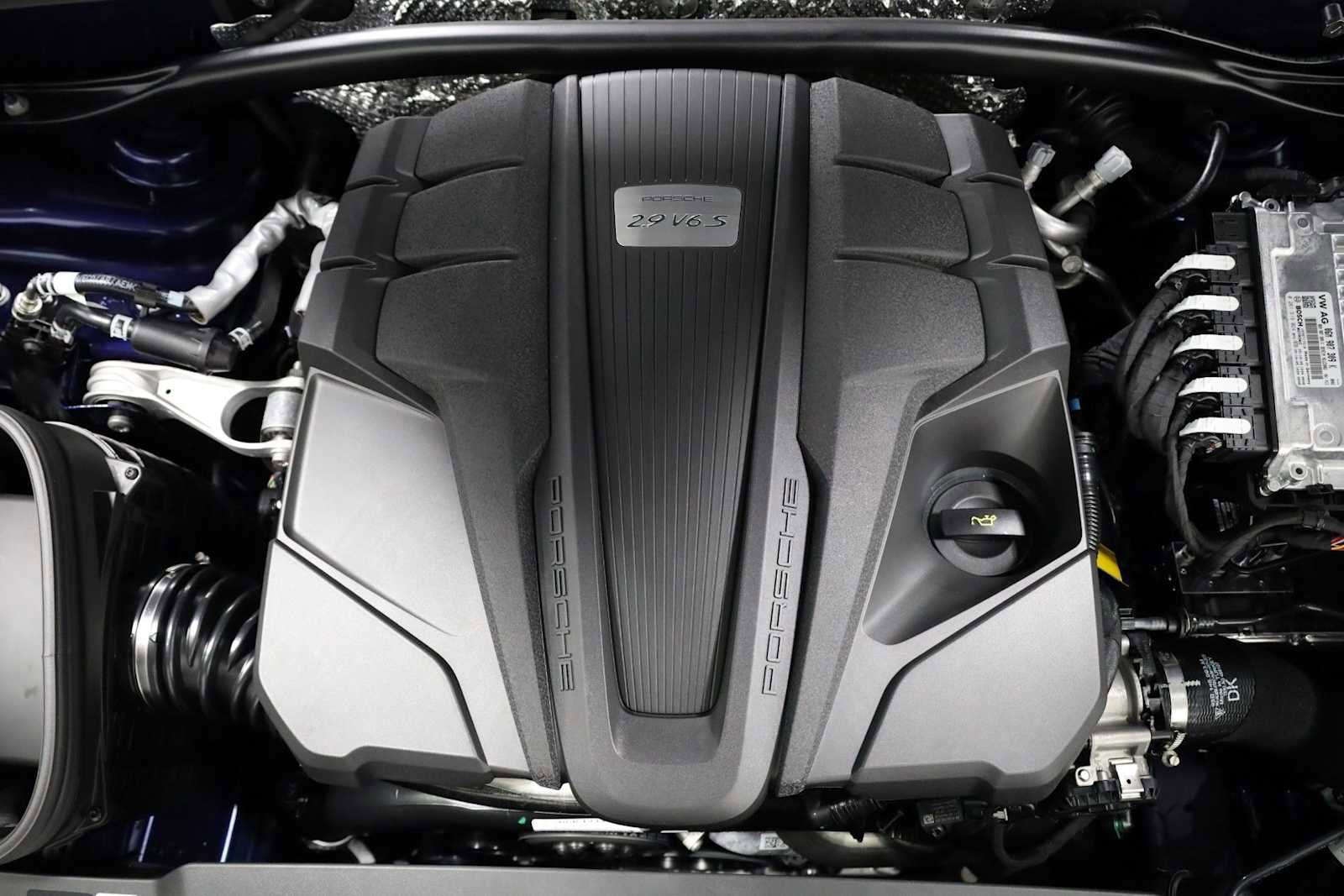 Certified 2026 Porsche Macan S image 42